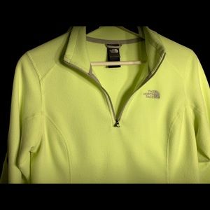 The North Face florece pull over 🏋️